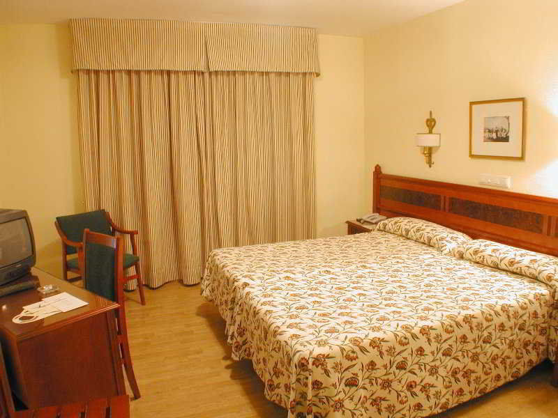 Reyes Catolicos Hotel Seville Bilik gambar
